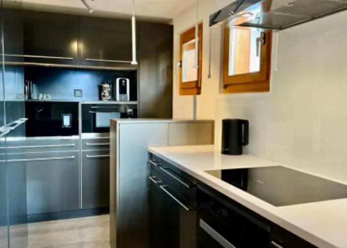 Enchanting In The Picturesque *